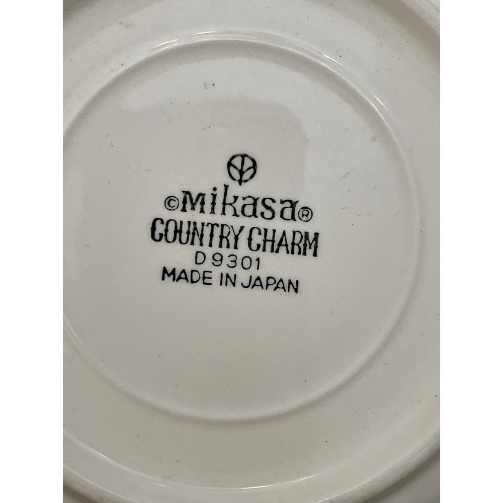 Vintage Mikasa Country Charm Cornsilk 🌽Yellow Mug and Saucer Set of 4 - Picture 4 of 7